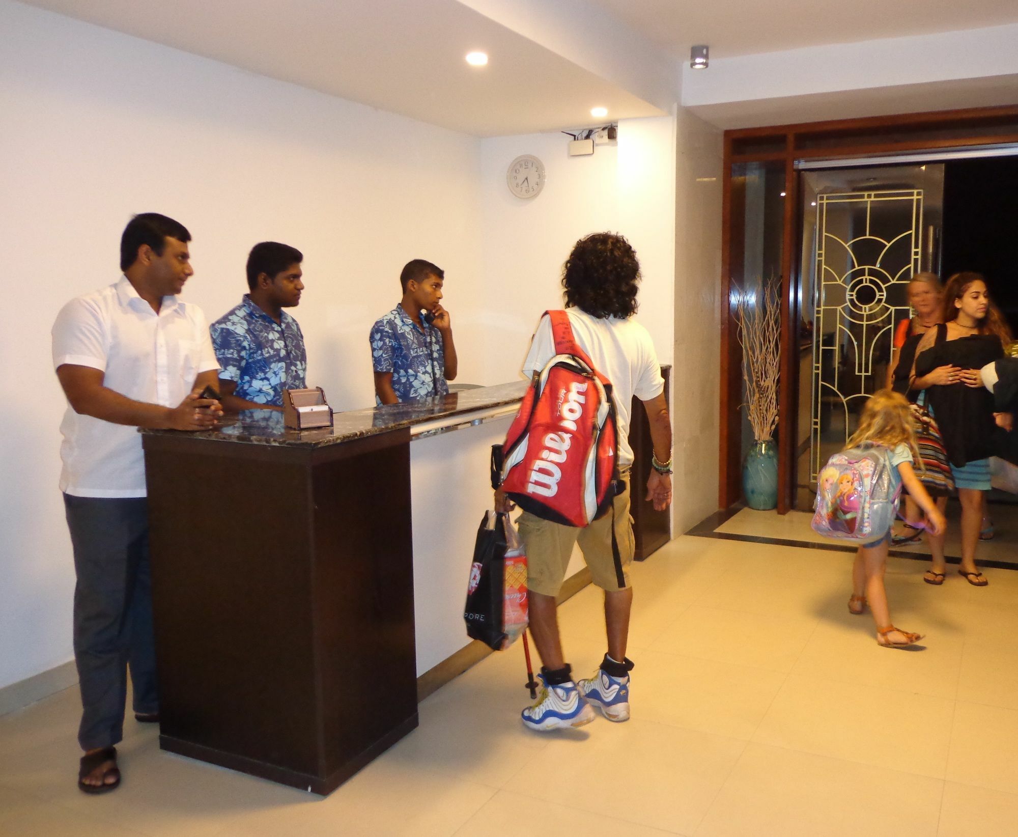 Earl'S Red Passikudah Hotel Buitenkant foto