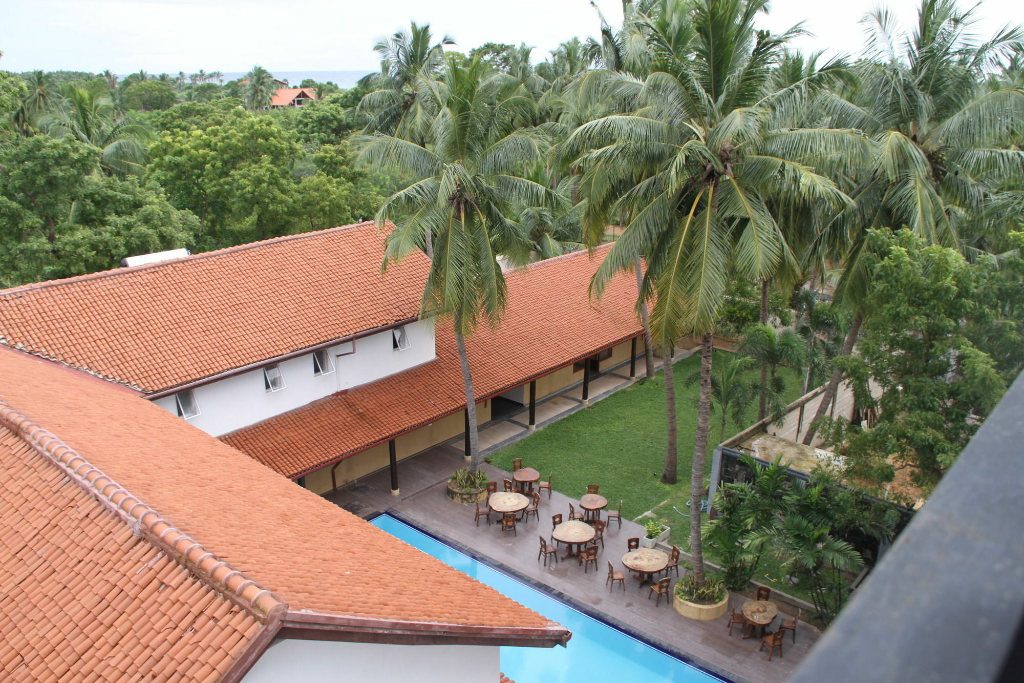 Earl'S Red Passikudah Hotel Buitenkant foto
